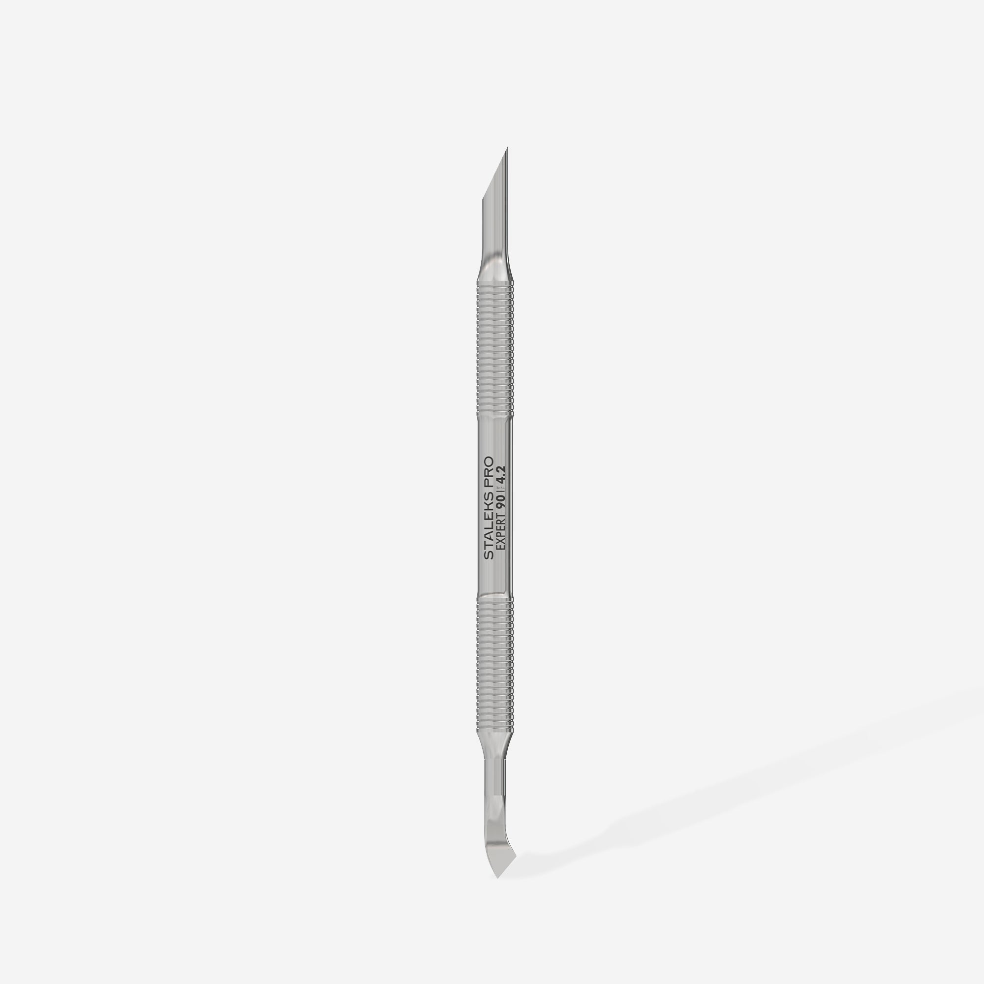 Manicure pusher EXPERT 90 TYPE 4.2 (beveled pusher and bent blade)