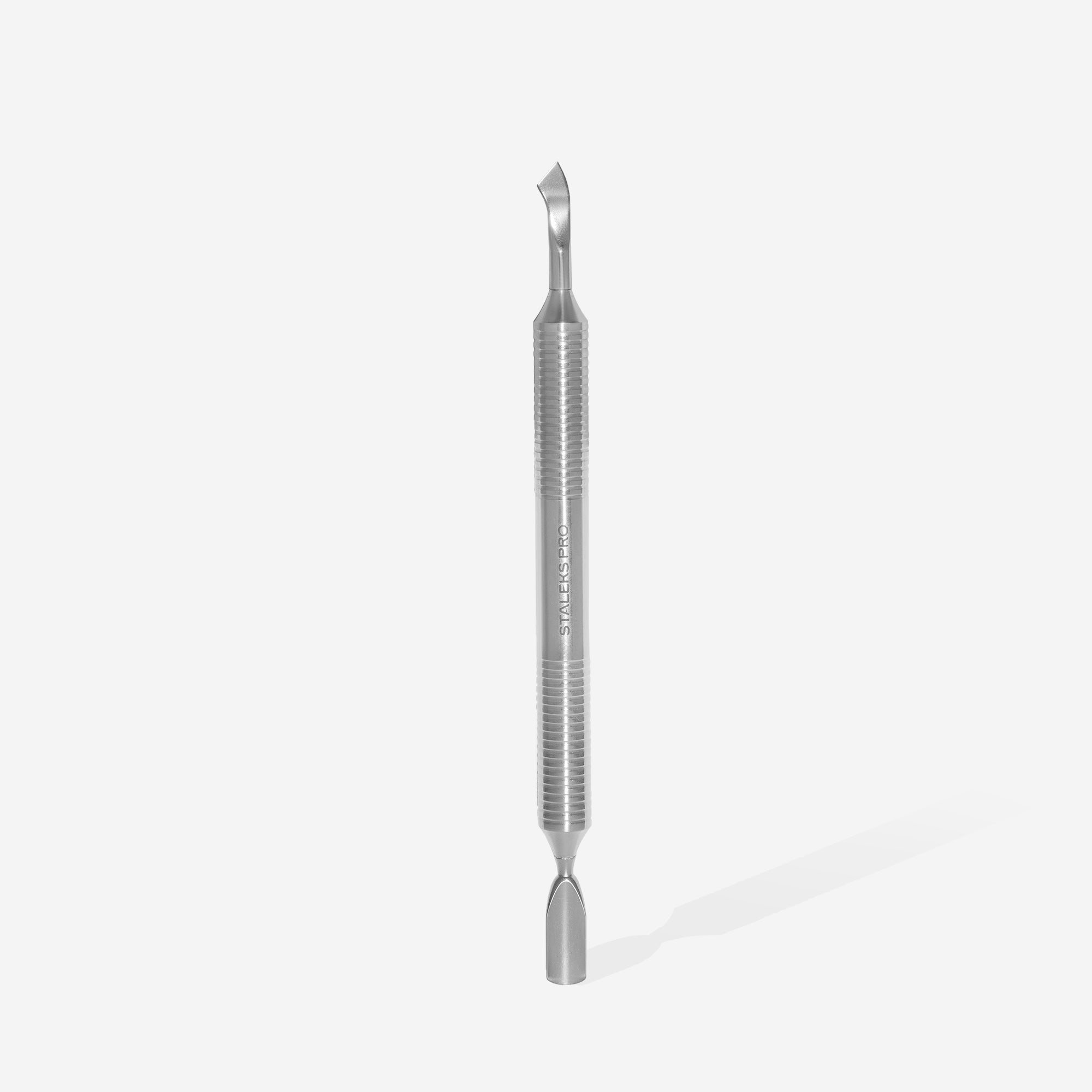 Hollow manicure pusher EXPERT 100 TYPE 4.2 (rounded narrow pusher and bent blade)