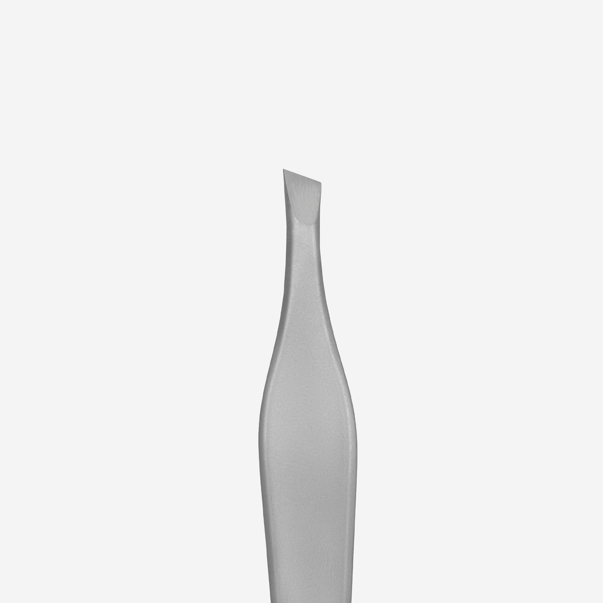 Pinzas para cejas BEAUTY & CARE 30 TYPE 3 (biselado ancho)