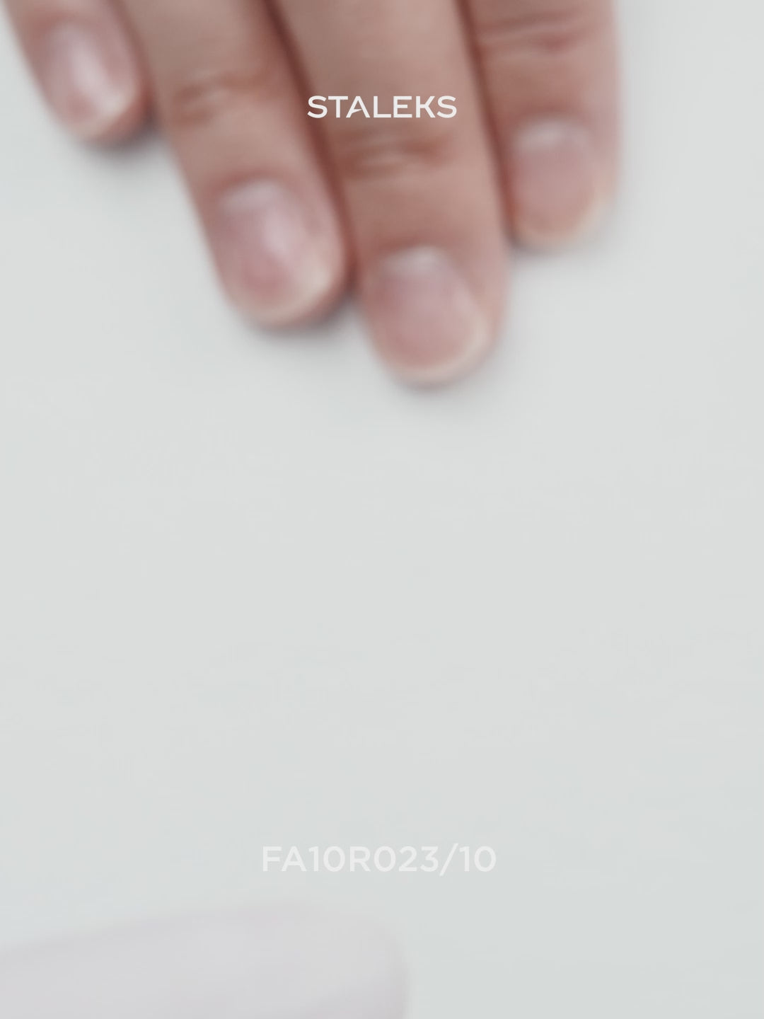Cargar vídeo: STALEKS EXPERT Fresa diamantada «Llama» roja, diámetro 2,3 mm, parte de trabajo 10 mm